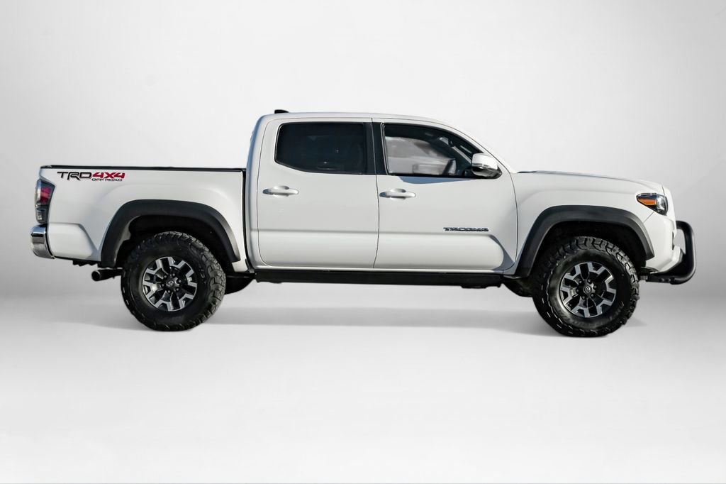 Used 2023 Toyota Tacoma TRD Off-Road image 4