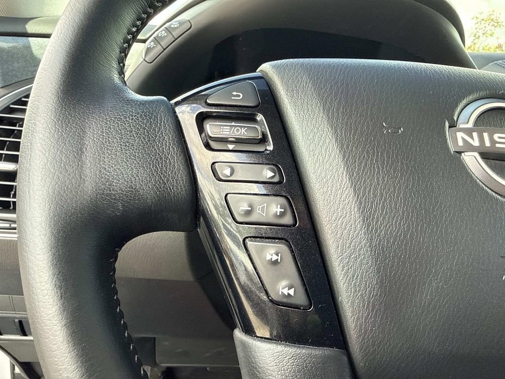Certified 2021 Nissan Armada SV RWD image 33