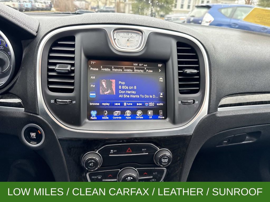 Used 2016 Chrysler 300 C image 23