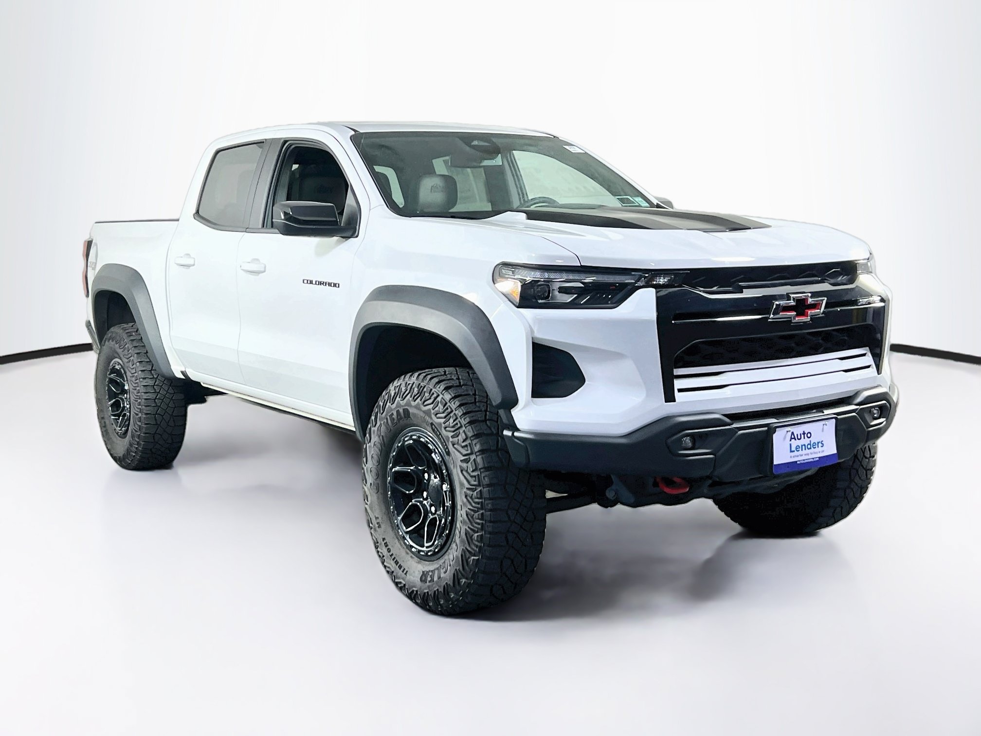 Used 2024 Chevrolet Colorado ZR2 w/ ZR2 Bison Edition AWD/4WD image 3