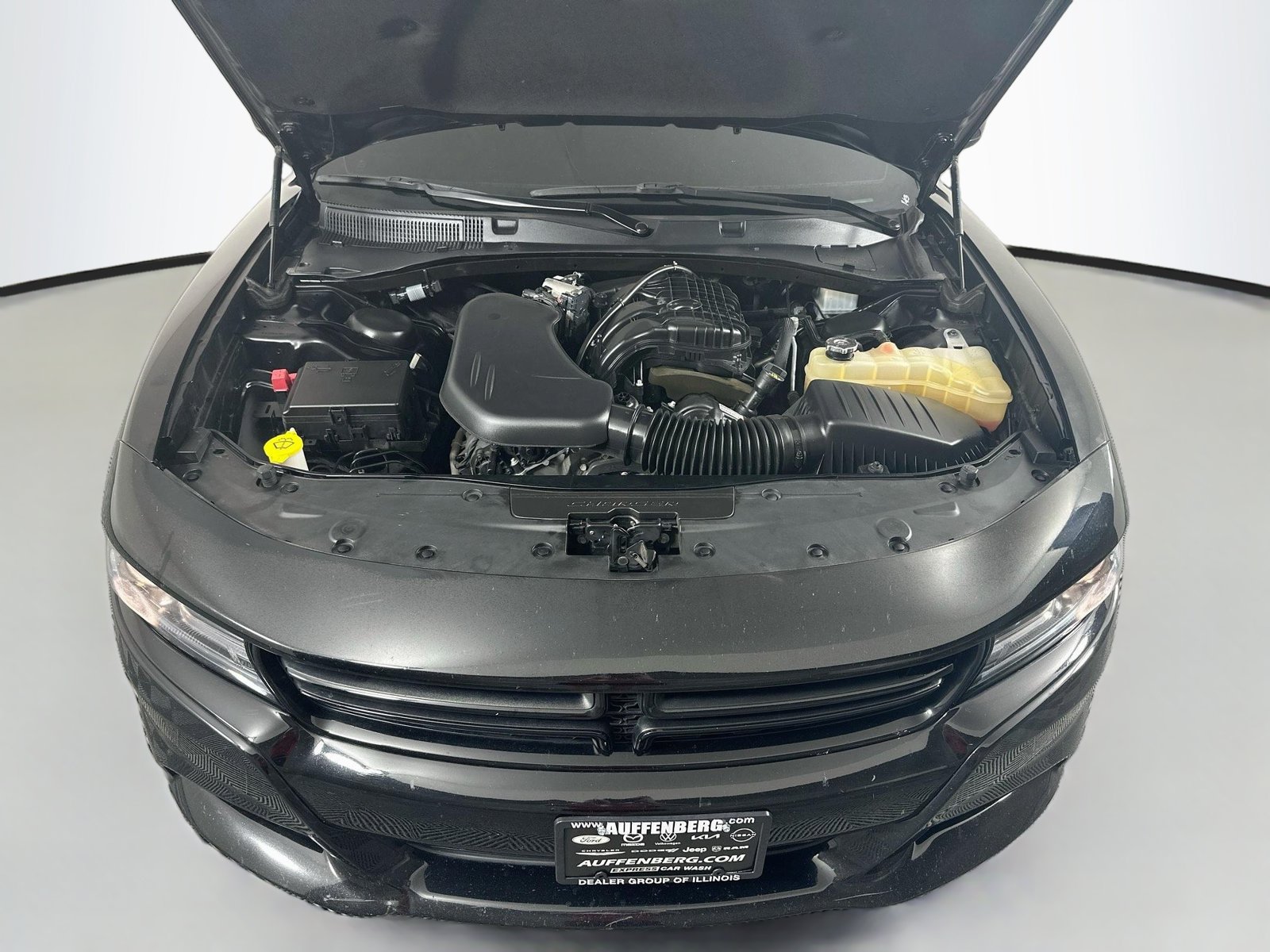 Used 2021 Dodge Charger SXT w/ Leather Interior Group RWD image 28