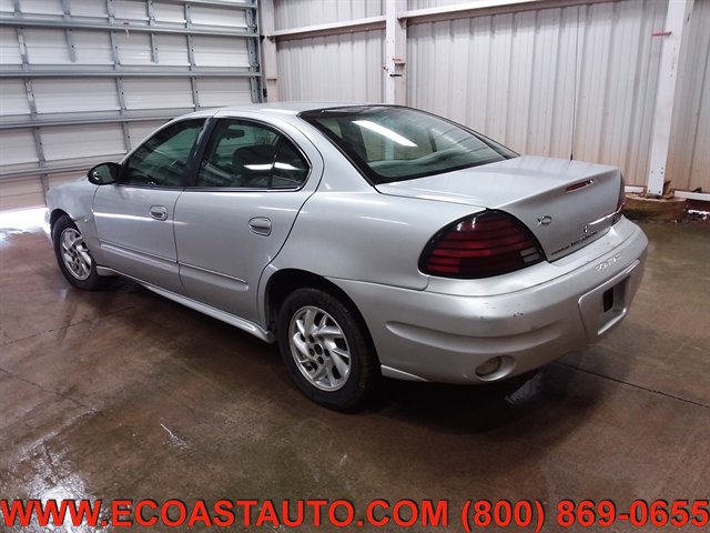 Used 2005 Pontiac Grand Am SE image 2