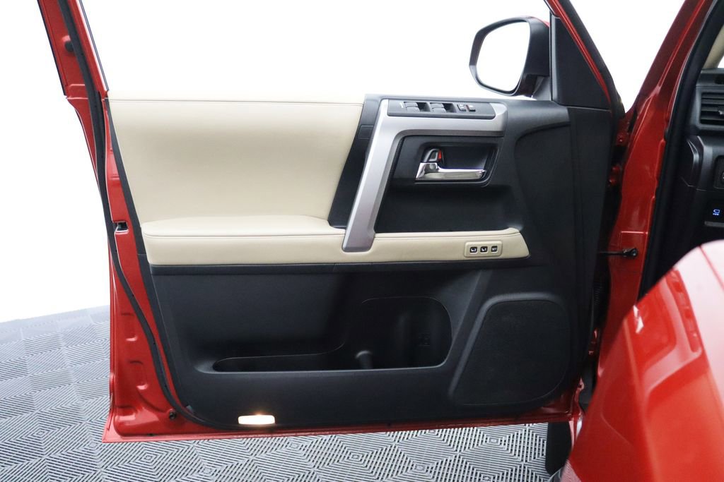Used 2022 Toyota 4Runner Limited image 11