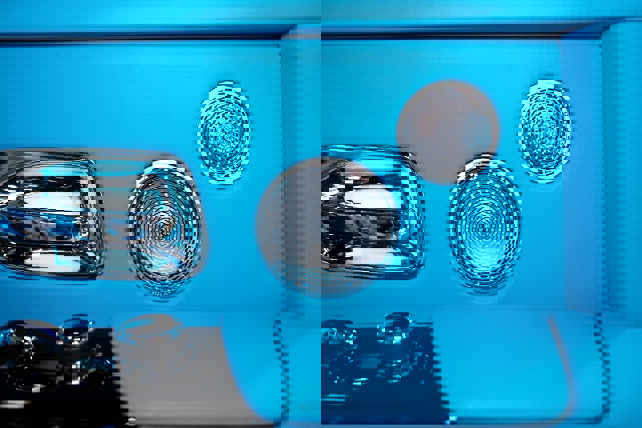 Used 2025 Rolls-Royce Phantom Sedan image 35