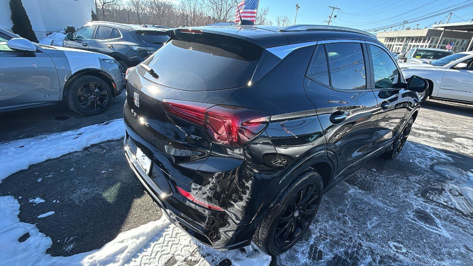 Used 2024 Buick Encore GX Sport Touring w/ Experience Buick Package image 7