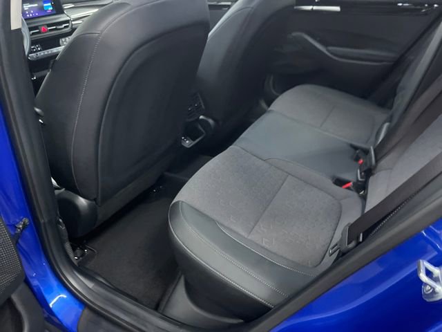 Certified 2024 Kia Seltos S image 23