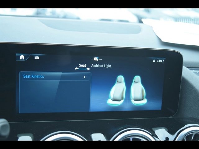New 2025 Mercedes-Benz GLA 250 4MATIC image 23