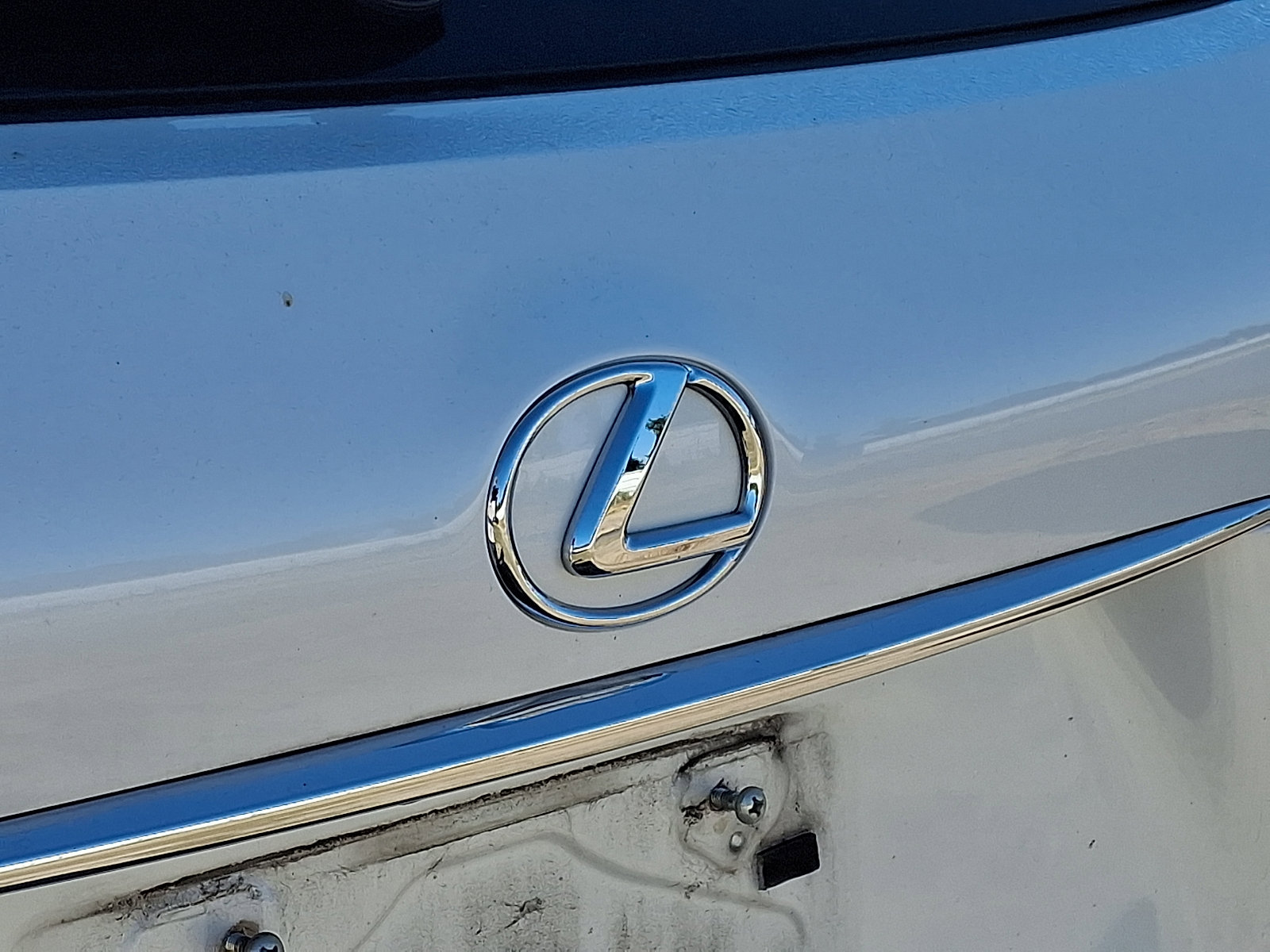 Used 2017 Lexus NX 200t FWD w/ Accessory Package 2 image 4