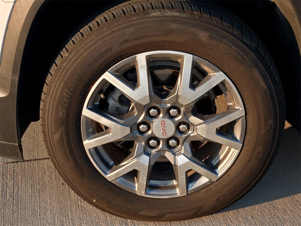 Used 2023 GMC Acadia SLT image 9