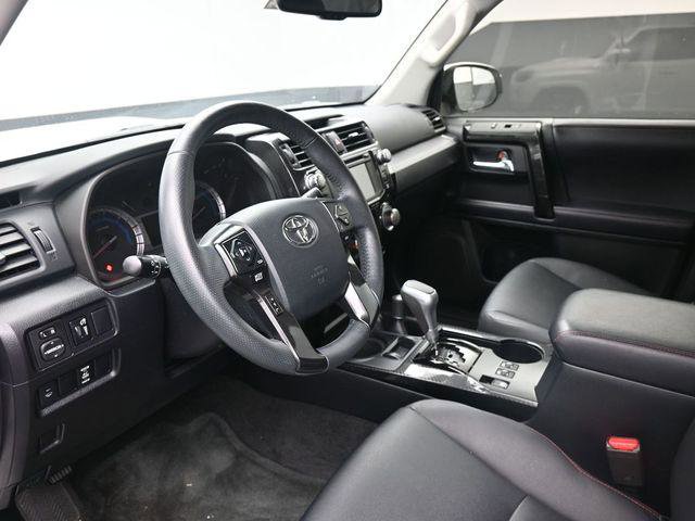 Certified 2018 Toyota 4Runner TRD Off-Road Premium image 18