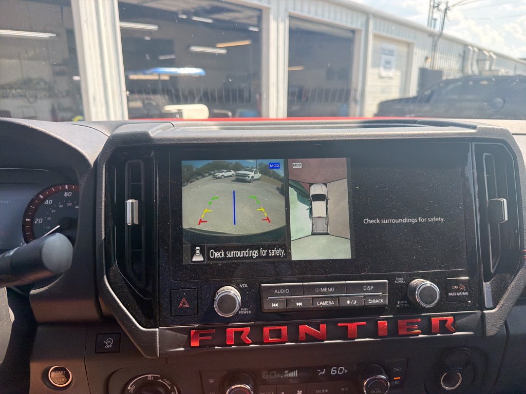 Used 2025 Nissan Frontier PRO-4X w/ Pro Convenience Package AWD/4WD image 23