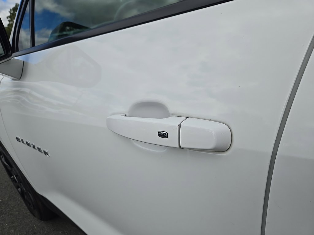 Used 2022 Chevrolet Blazer LT FWD image 10