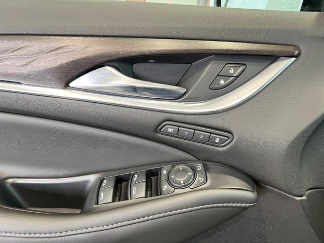 Used 2022 Buick Enclave Avenir w/ Trailering Package, 5000 lbs. AWD/4WD image 16