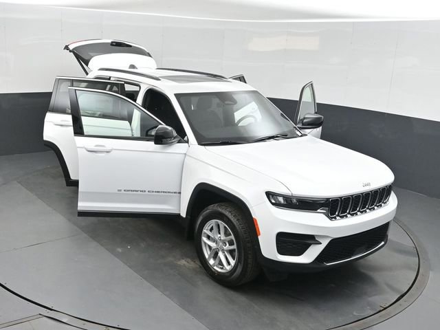 New 2025 Jeep Grand Cherokee Laredo image 50