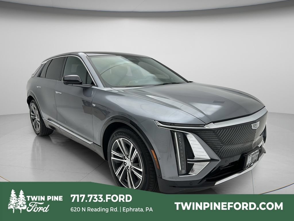 Used 2023 Cadillac Lyriq AWD image 1