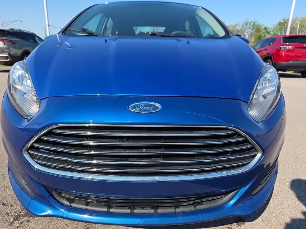 Used 2019 Ford Fiesta SE FWD image 2