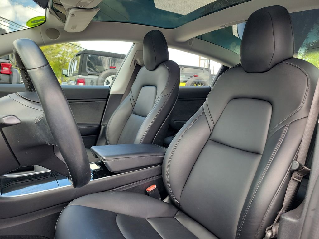 Used 2018 Tesla Model 3 Long Range image 19