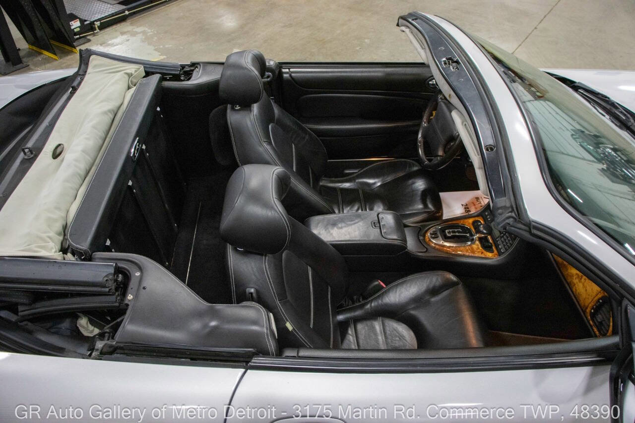 Used 2006 Jaguar XK8 Convertible RWD image 15
