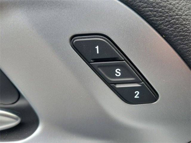 New 2023 Chrysler Pacifica Touring-L w/ S Appearance Package image 19