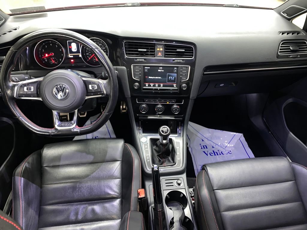 Used 2016 Volkswagen GTI SE FWD image 25