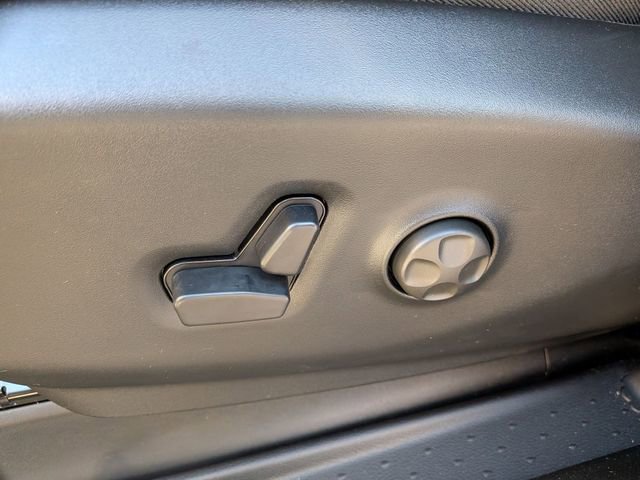 New 2026 Chrysler Pacifica Limited w/ S Appearance Package image 8