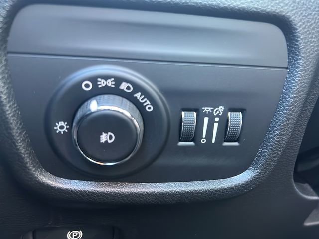 New 2025 Jeep Grand Cherokee Limited image 28