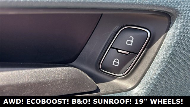 New 2025 Ford Maverick Lobo image 27