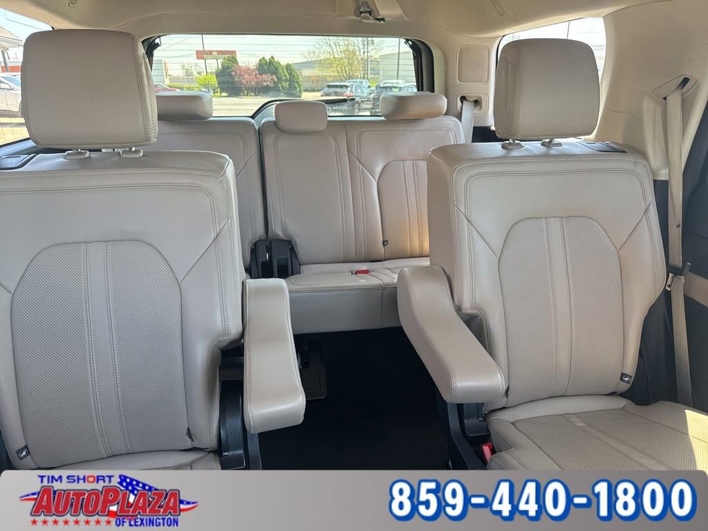 Used 2023 Ford Expedition Limited image 33