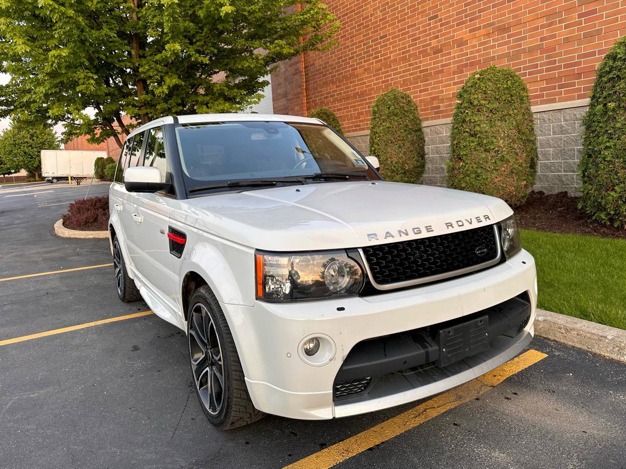 Used 2013 Land Rover Range Rover Sport GT Limited Edition AWD/4WD image 17