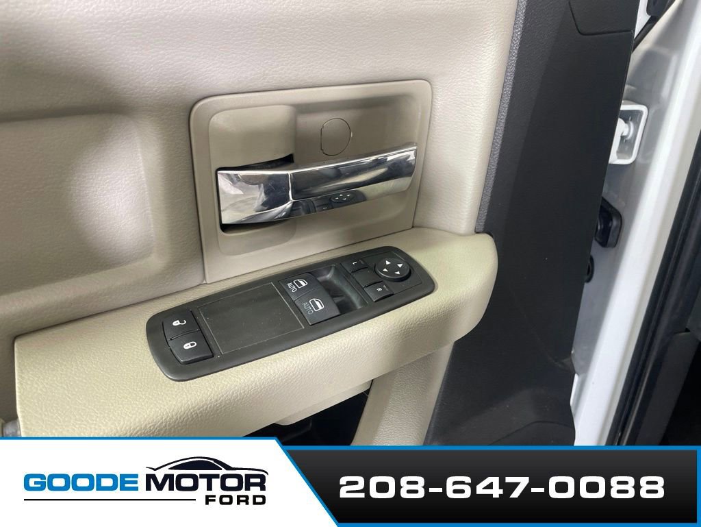 Used 2012 RAM 1500 Classic SLT AWD/4WD image 10