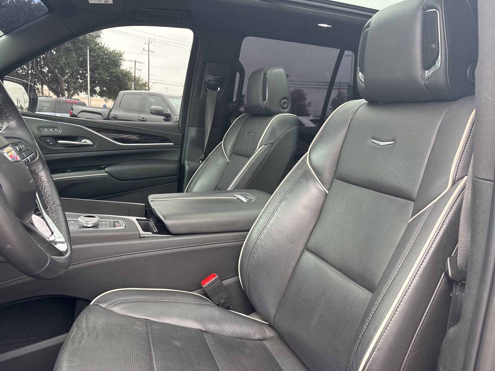 Used 2022 Cadillac Escalade Sport w/ Touring Package RWD image 16