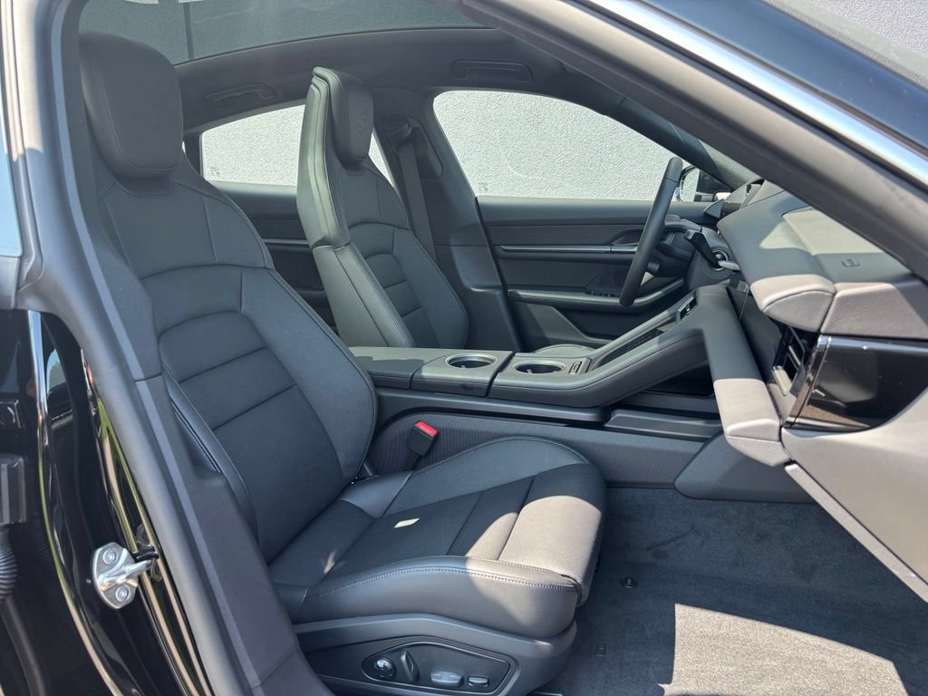 New 2026 Porsche Taycan 4S AWD/4WD image 16