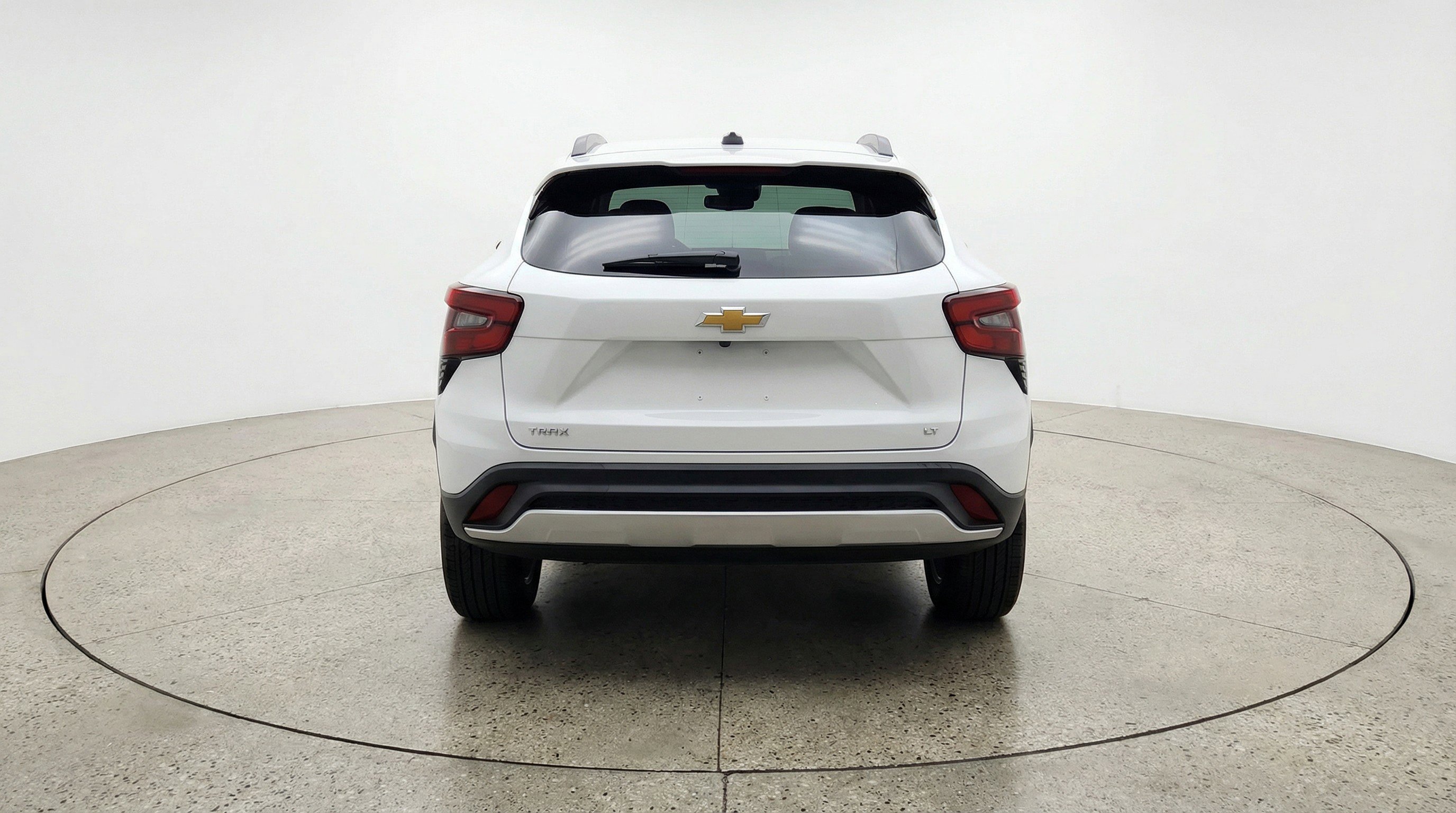 Used 2025 Chevrolet Trax LT w/ LT Convenience Package image 7