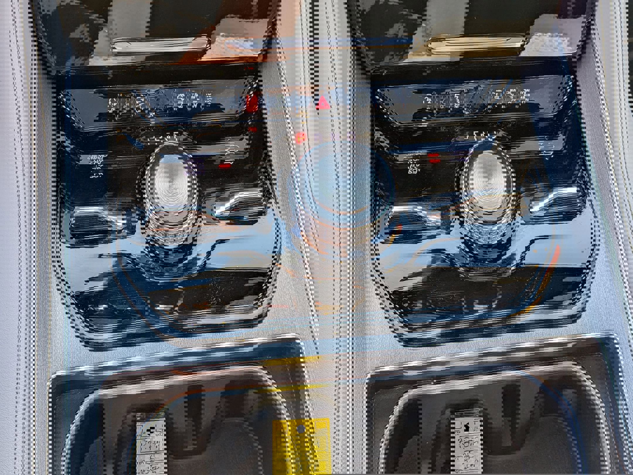 Certified 2025 Jeep Wagoneer Series III w/ Premium Group I image 23