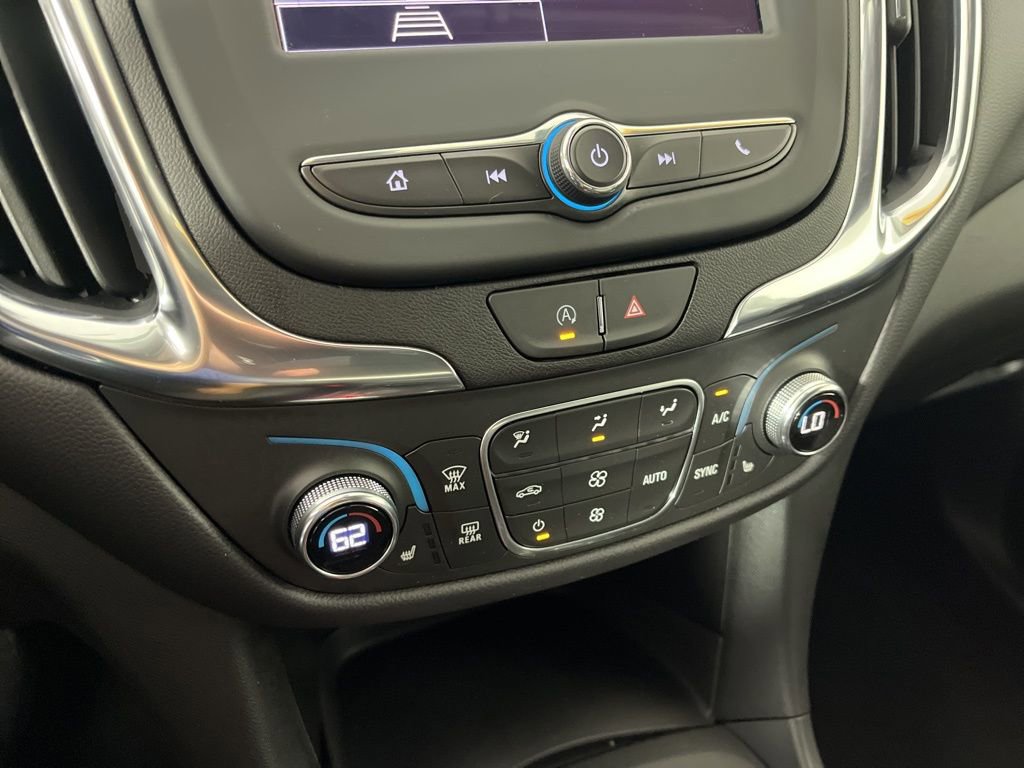 Certified 2024 Chevrolet Equinox LT w/ LPO, Floor Liner Package image 32