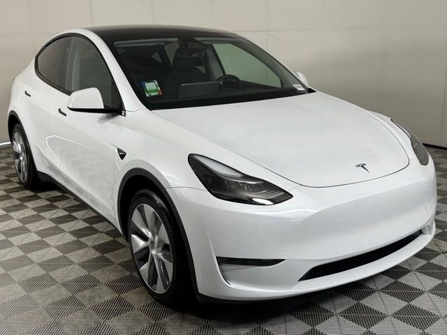 Used 2024 Tesla Model Y Long Range AWD/4WD image 10