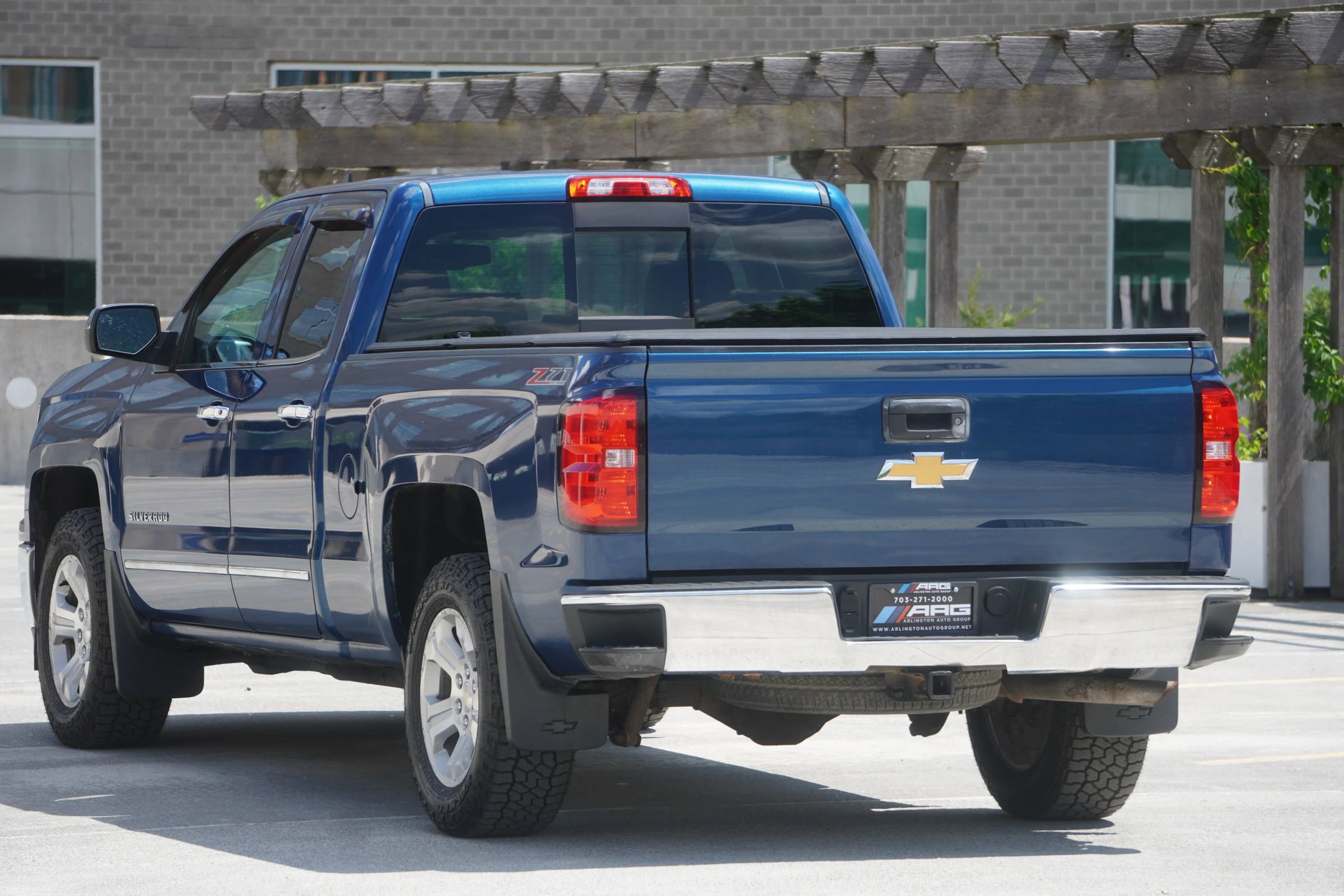 Used 2015 Chevrolet Silverado 1500 LTZ Z71 AWD/4WD image 14