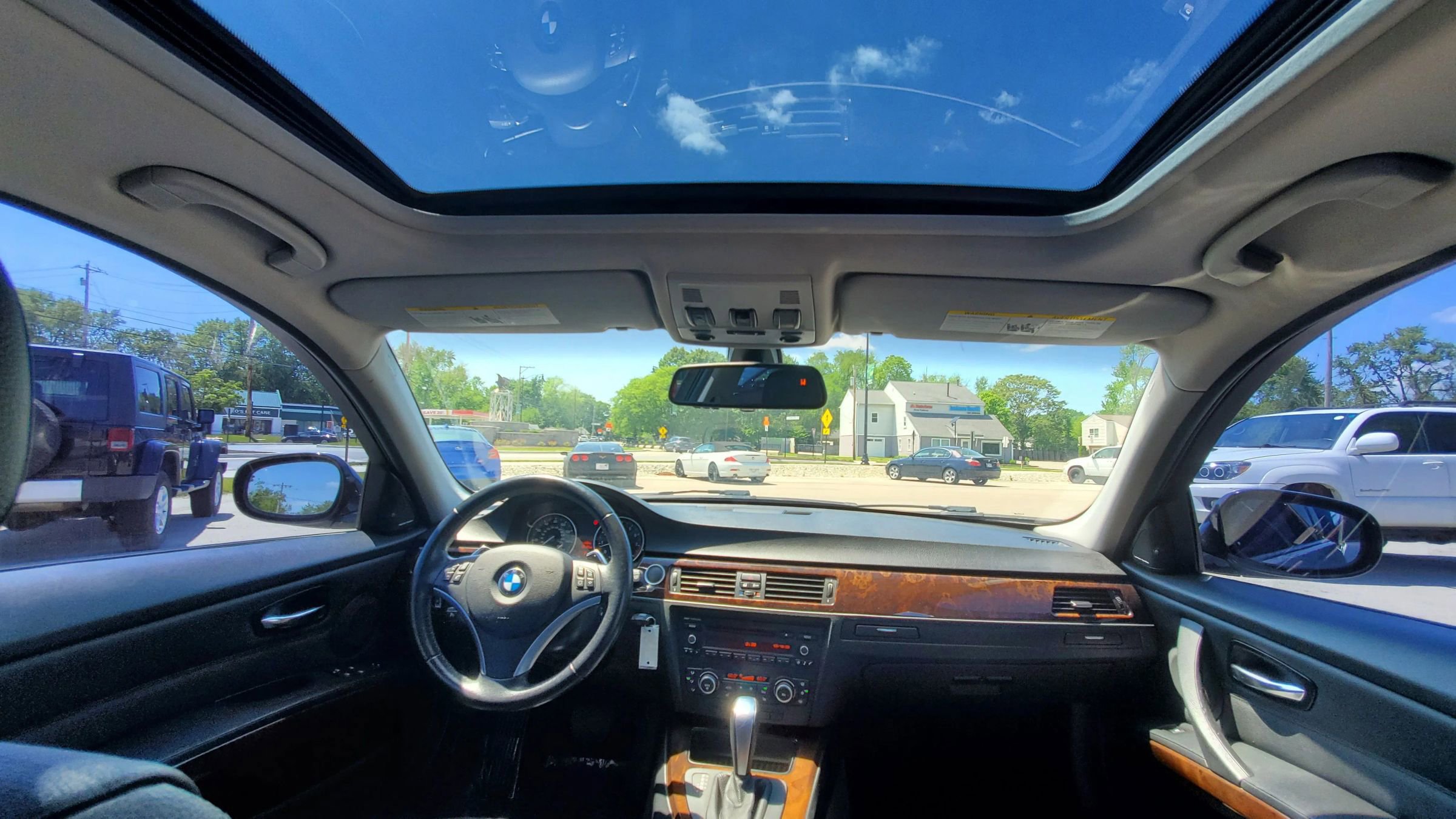 Used 2011 BMW 335i xDrive Sedan image 21