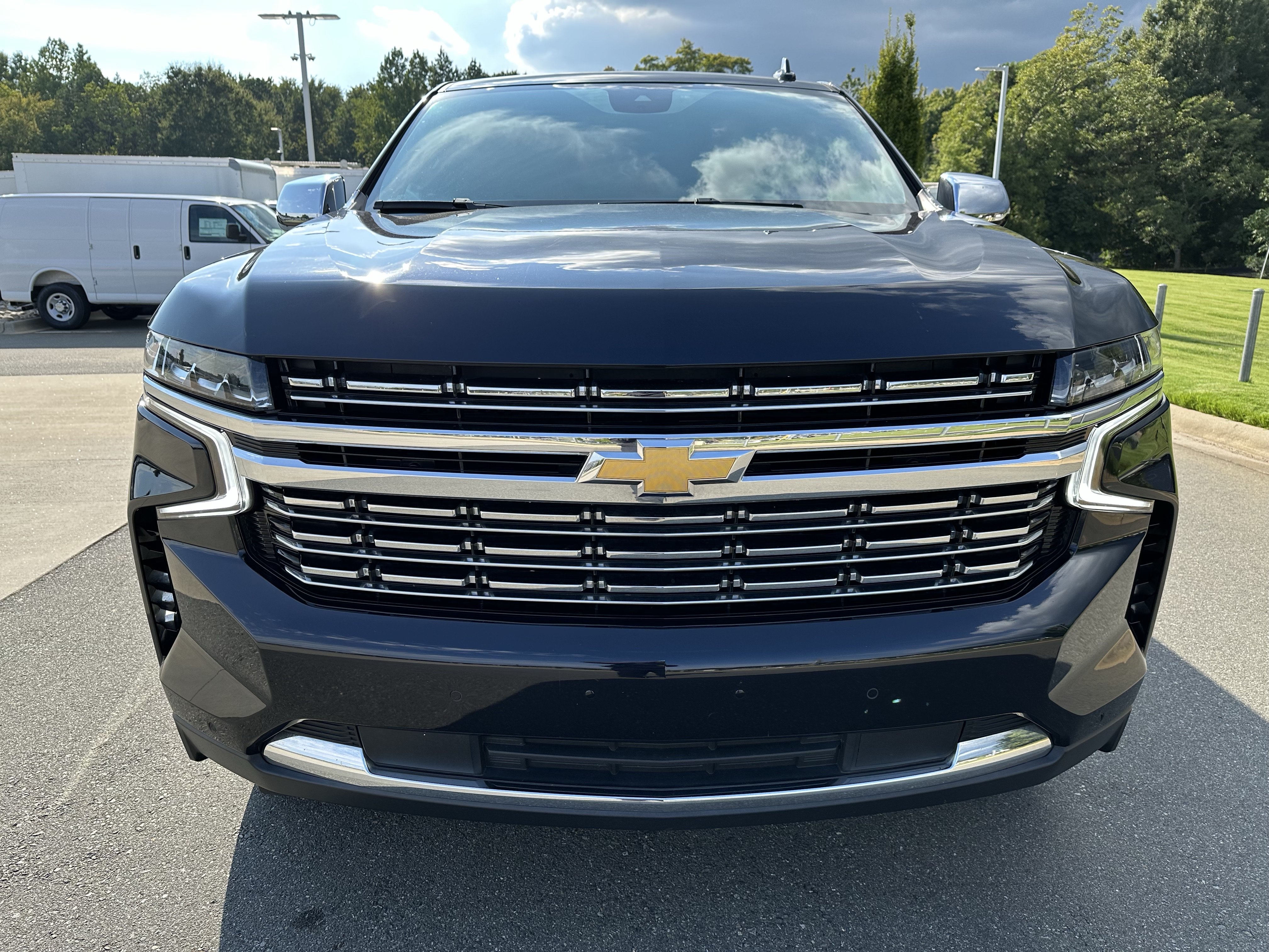 Used 2023 Chevrolet Tahoe Premier RWD image 4