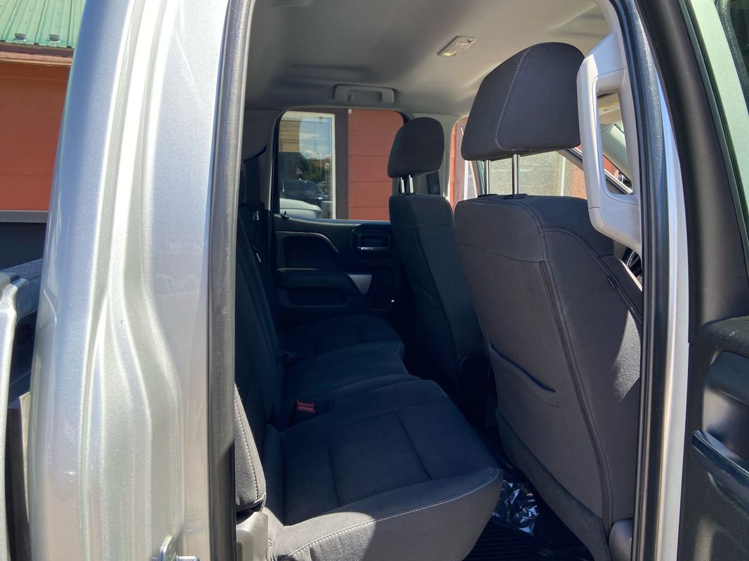 Used 2018 Chevrolet Silverado 1500 LT w/ All Star Edition AWD/4WD image 30