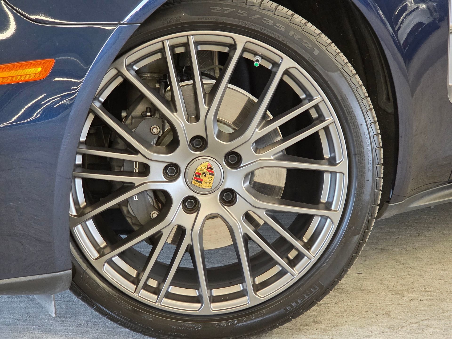 Certified 2023 Porsche Panamera 4 Platinum Edition image 27