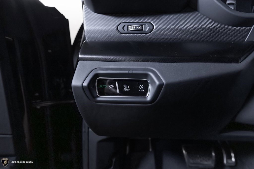 Used 2024 Lamborghini Urus S image 27