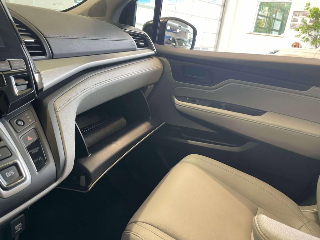 Certified 2024 Honda Odyssey EX-L image 30
