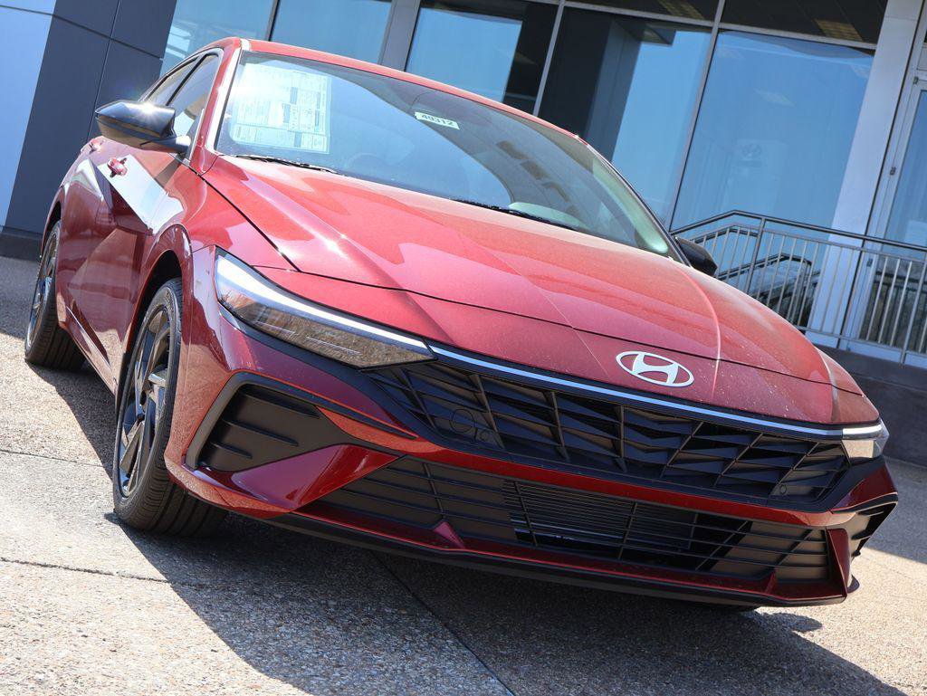 New 2026 Hyundai Elantra Sport image 7