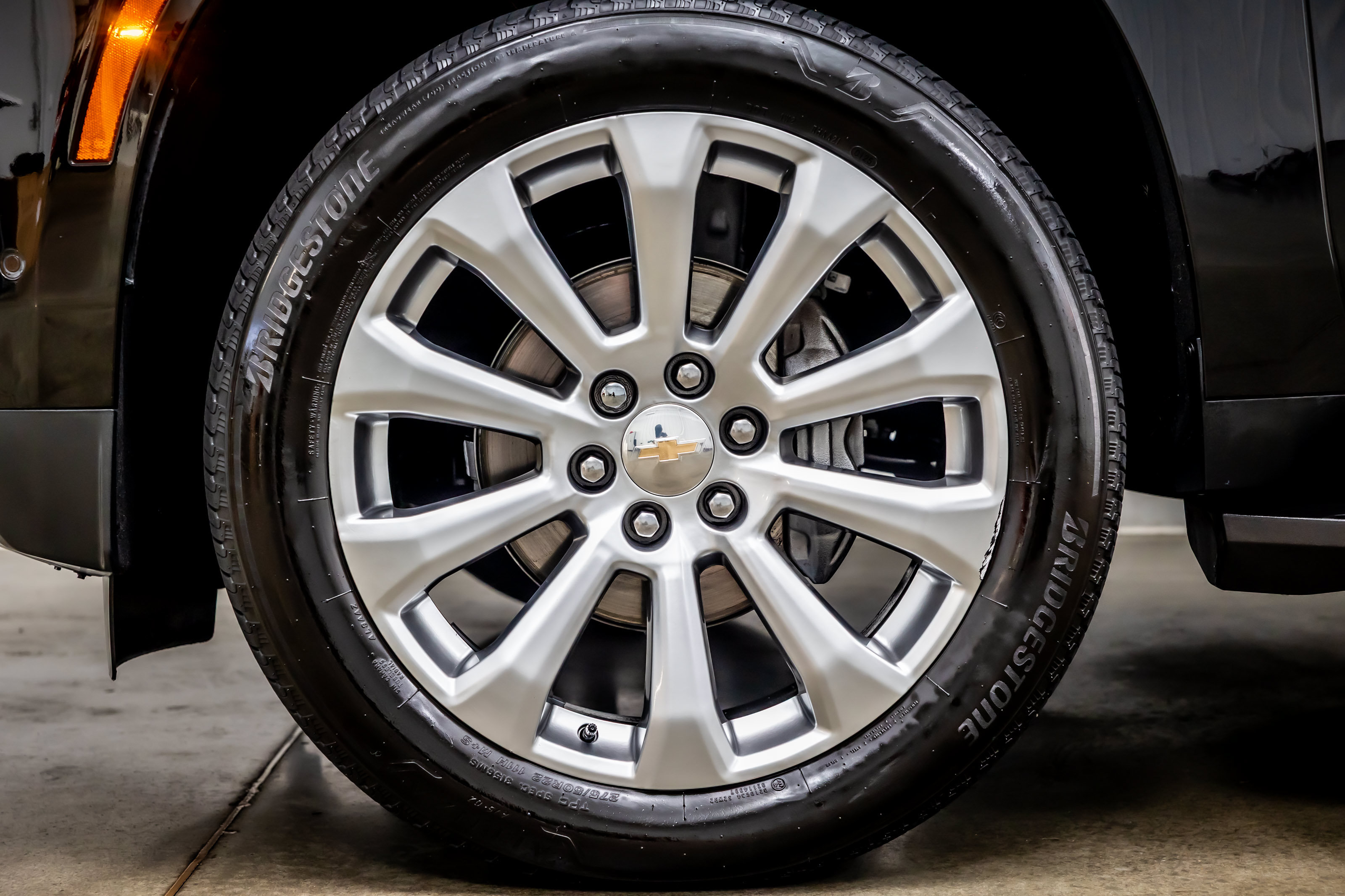Used 2025 Chevrolet Tahoe Premier RWD image 34