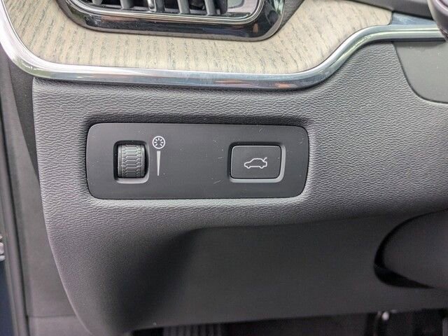 Used 2022 Volvo XC60 B6 Inscription w/ Advanced Package image 30