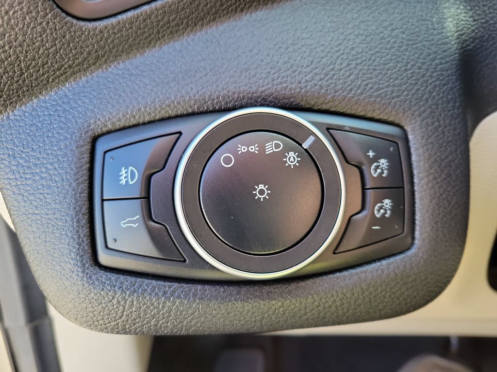 Certified 2018 Ford Escape SE AWD/4WD image 20