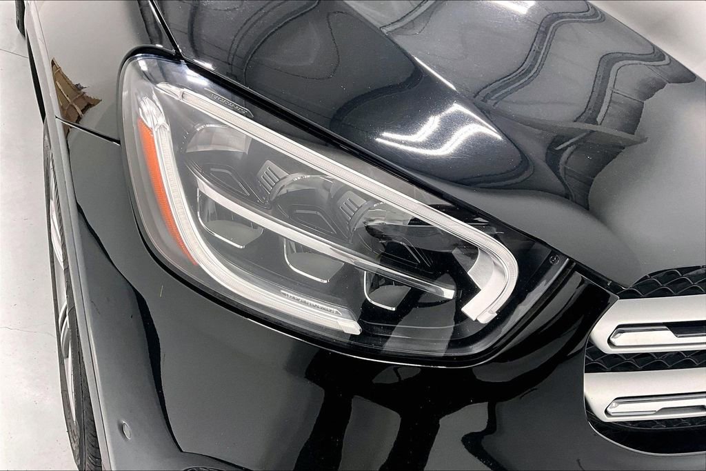 Used 2021 Mercedes-Benz GLC 300 image 29