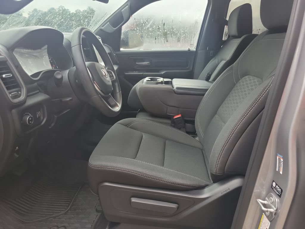 Used 2025 RAM 1500 Classic Warlock AWD/4WD image 16