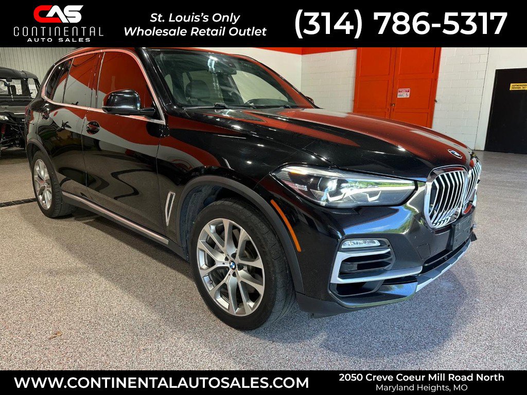 Used 2020 BMW X5 xDrive50i w/ Premium Package AWD/4WD image 1